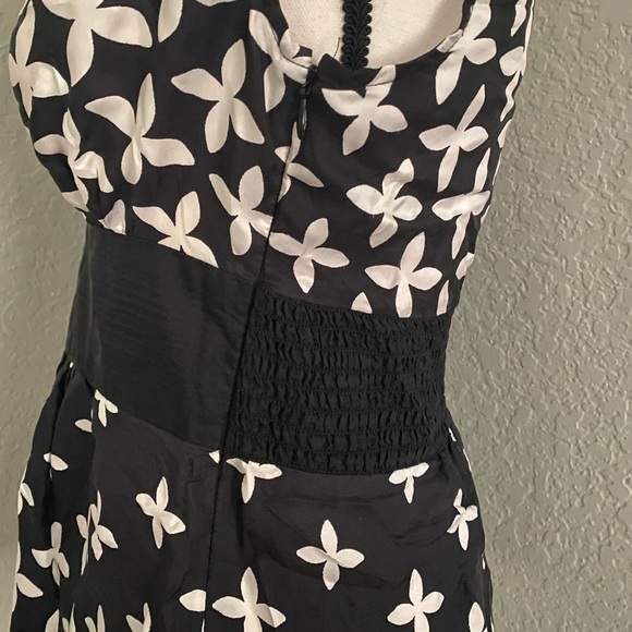 White House BM 100% Silk top - Picture 4 of 8